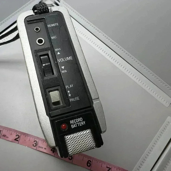 Sanyo Cassette Tape Voice Recorder M1002 (Working) - Picture 6 of 8